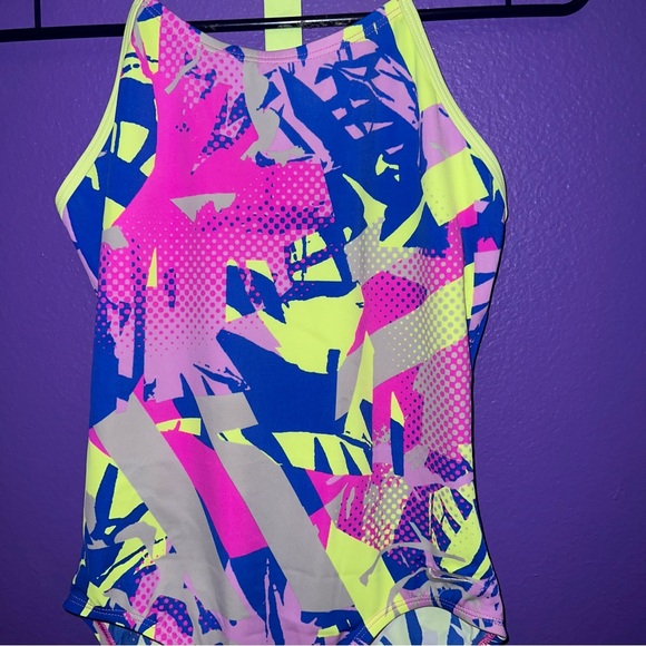Nike Girl's Drift Graffiti T-Back Swimsuit Fuchsia Blast, 16 - Picture 5 of 10